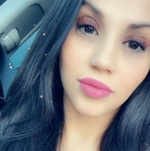 Meet your Posher, Mandy